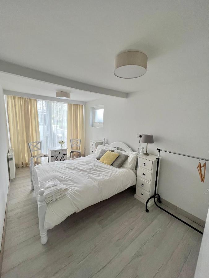 Newly Renovated 1 Bedroom Flat With Garden Pergola Ennis Luaran gambar